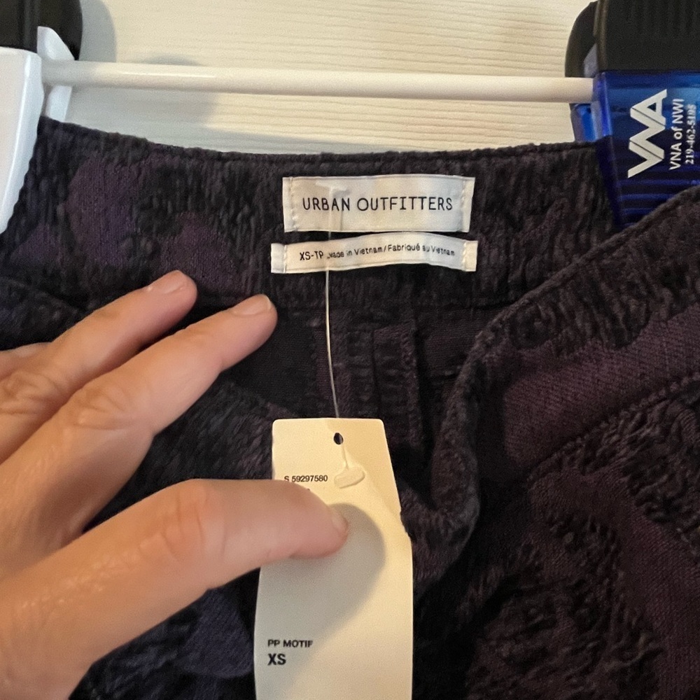 NWT MINI SKIRT Size : XS-TP - Picture 7 of 10